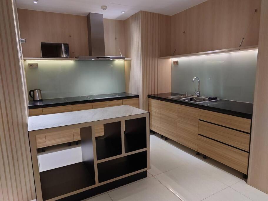 The Rixx Premium Apartment Cidade de Ho Chi Minh Exterior foto